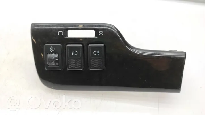 Subaru Outback Moldura del panel (Usadas) 