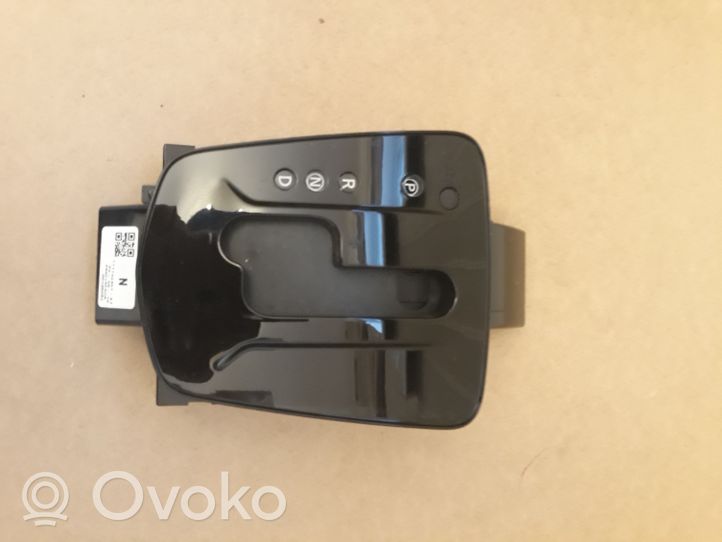 Nissan Qashqai Vaihteenvalitsimen kehys verhoilu muovia 969404E1A