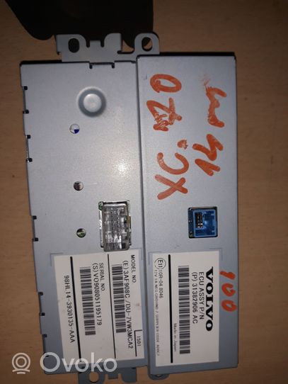 Volvo XC70 Monitor / wyświetlacz / ekran 31382906