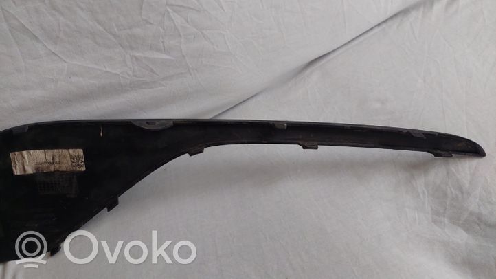 Volvo V40 Moulure de pare-chocs avant 31347087