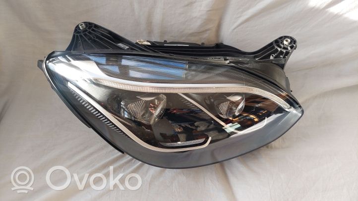 Mercedes-Benz SLC R172 Lampa przednia A1729063001