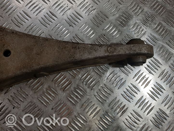 Volvo V70 Staffa di rinforzo per l’ammortizzatore anteriore 60915K652