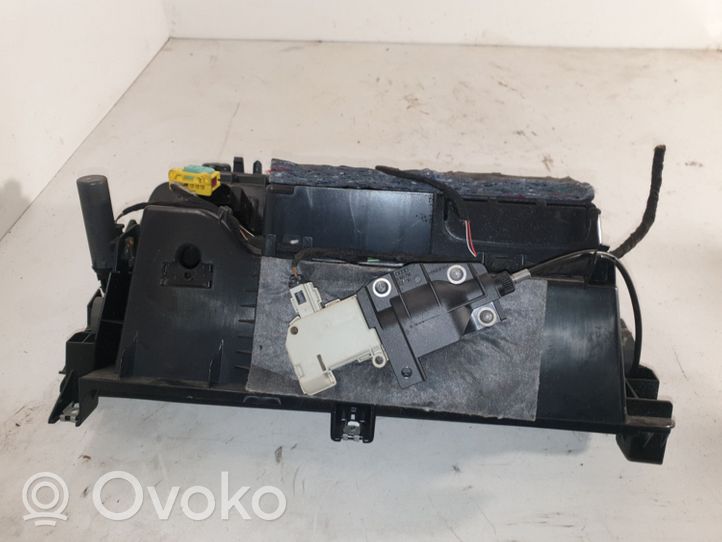 Audi Q7 4L Glove box 4L2857035E