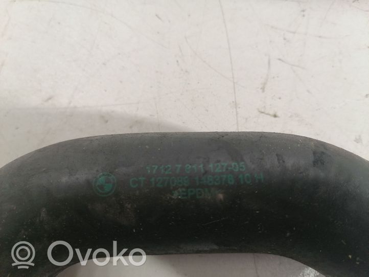 BMW 1 F20 F21 Välijäähdyttimen putkien kannake 7811127