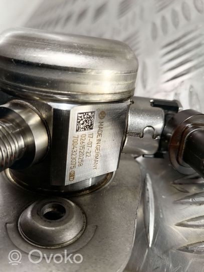 BMW 3 F30 F35 F31 Pompe d'injection de carburant à haute pression 7642466