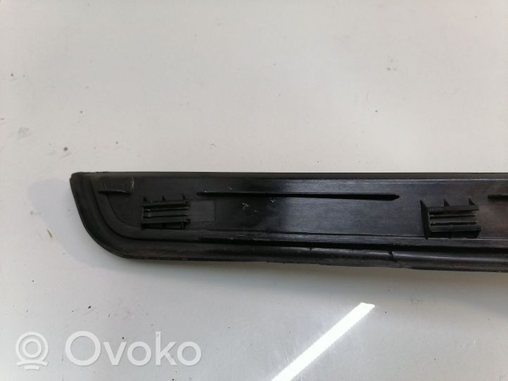 BMW 3 E90 E91 Rivestimento anteriore minigonna laterale 7060285