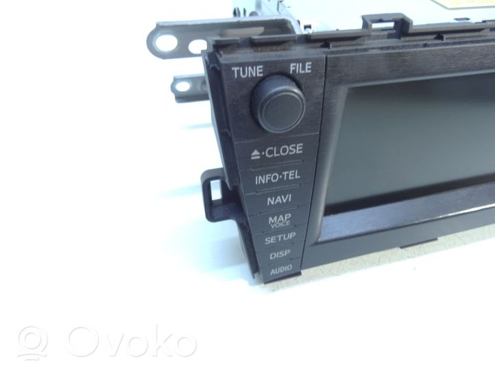 Toyota Prius (XW30) Radija/ CD/DVD grotuvas/ navigacija 8612047410