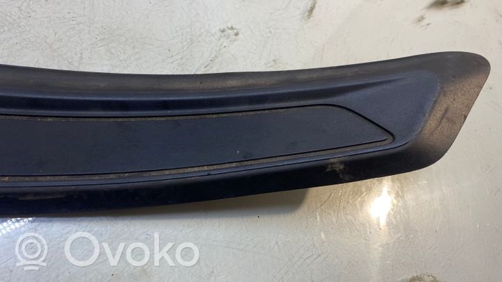 BMW 1 F20 F21 Rivestimento del sottoporta delle minigonne laterali 7263311