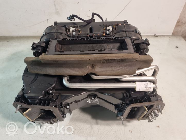 BMW 5 E60 E61 Salono oro mazgo komplektas 9134987