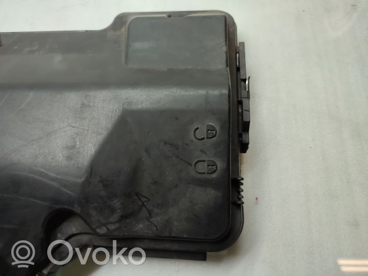 BMW X5 E70 Coperchio scatola dei fusibili 7555124