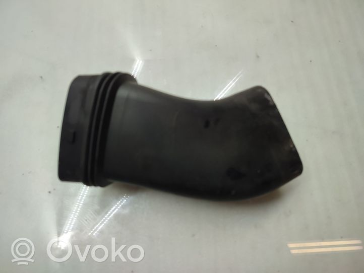 BMW X5 E70 Tubo flessibile di aspirazione del compressore ad aria dello pneumatico 7798876