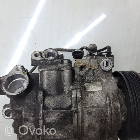 BMW 1 E81 E87 Ilmastointilaitteen kompressorin pumppu (A/C) 6987862