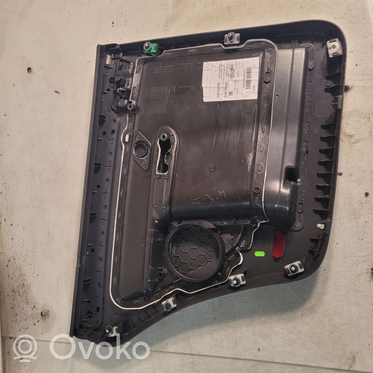 Volkswagen Touran II Takaoven verhoilu 1T0867212