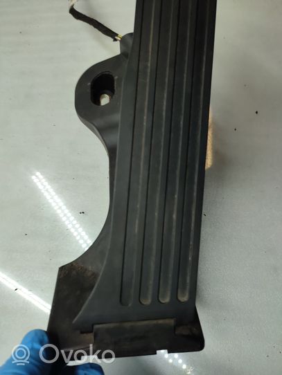 Volkswagen Touran II Accelerator throttle pedal 1T1721503