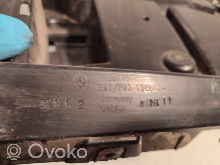 BMW 3 E92 E93 Staffa angolare del supporto di montaggio del paraurti 7128245