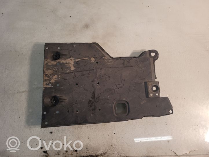 Toyota Auris E180 Sivupohjapanssari 5816502050