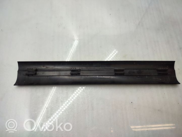 BMW 3 E90 E91 Copertura del rivestimento del sottoporta anteriore 7058149