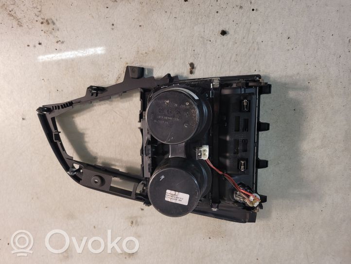 BMW 3 F30 F35 F31 Portabicchiere 9218925