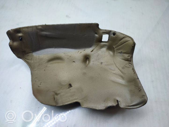 BMW 5 F10 F11 Protección térmica del compartimento del motor 