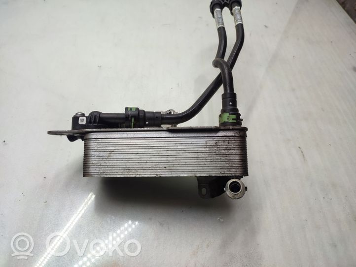 BMW 7 G11 G12 Radiateur d'huile moteur 8570062