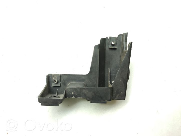 Volkswagen Jetta V Support de pare-chocs arrière 1K5807393A