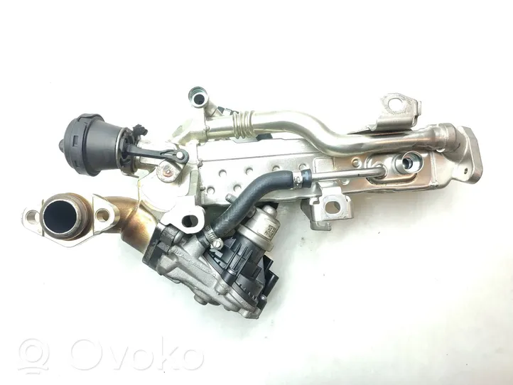 BMW 3 F30 F35 F31 EGR-venttiili/lauhdutin 8596444