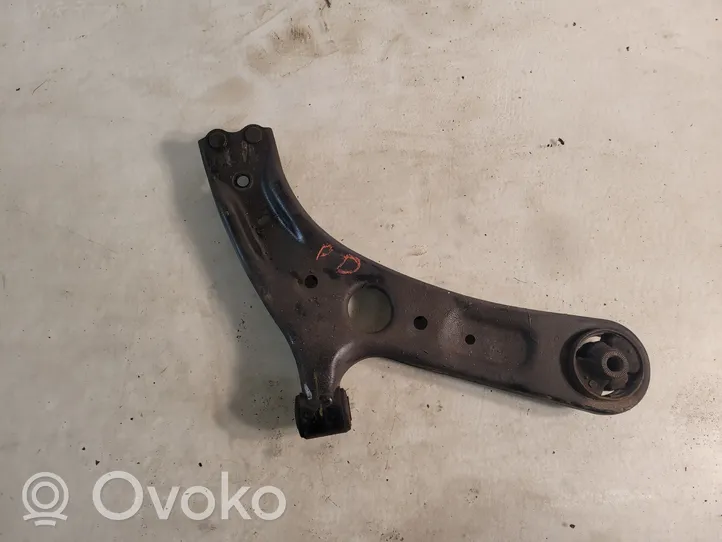 Hyundai i30 Front lower control arm/wishbone 