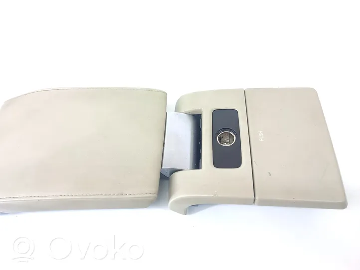 Volvo V70 Armrest 377799