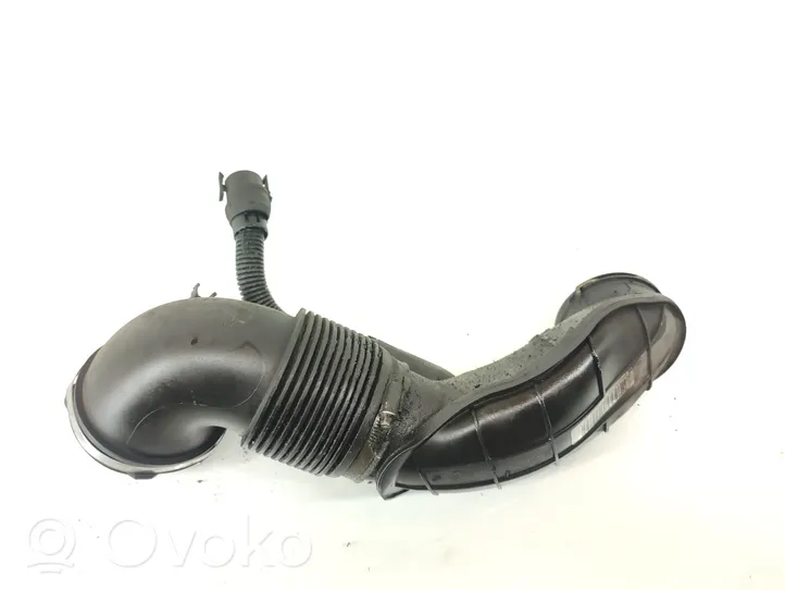 BMW 3 E90 E91 Turbo air intake inlet pipe/hose 7806371