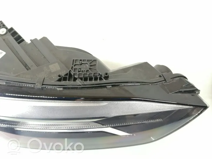 Audi A5 Lampa przednia 8W6941012