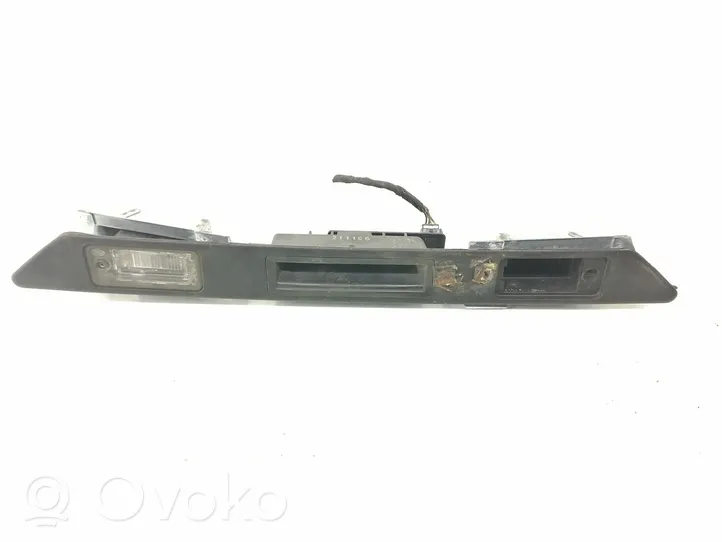 Audi A6 S6 C6 4F Barra luminosa targa del portellone del bagagliaio 8E0827657H