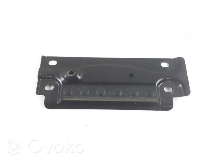 Audi A4 S4 B9 Staffa/supporto di montaggio della marmitta 8W0803183A