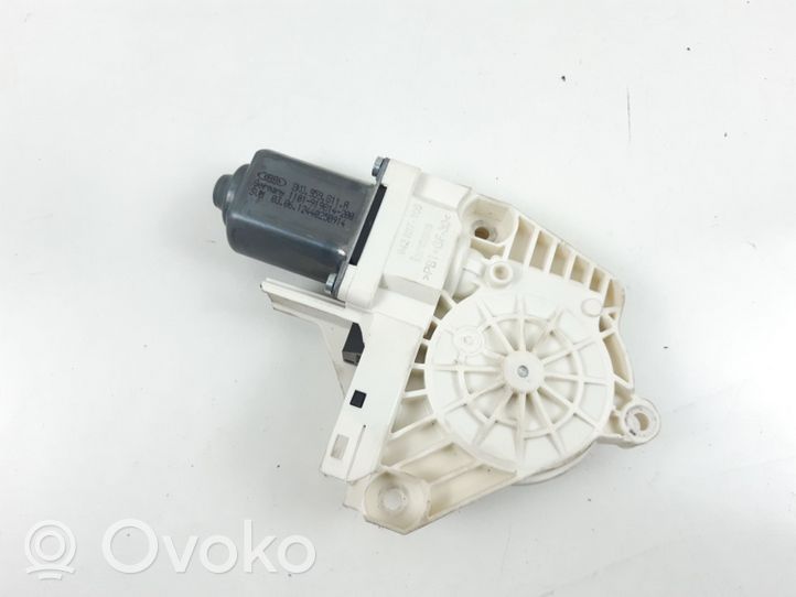 Audi A6 C7 Galinis varikliukas langų pakėlėjo 8K0959811A