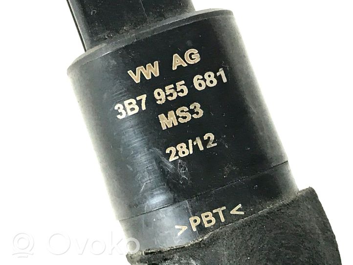 Audi A4 S4 B8 8K Pompa spryskiwacza lampy przedniej 3B7955681