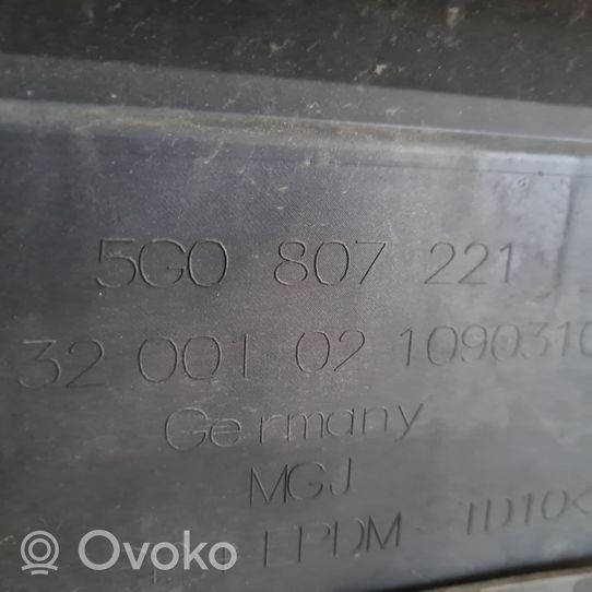Volkswagen Golf VII Etupuskuri 5G0805915