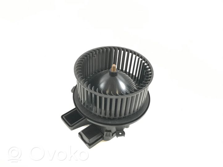 Audi A4 S4 B9 Mazā radiatora ventilators 4M1820021B