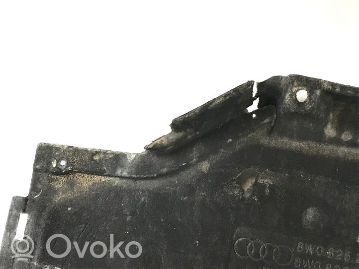 Audi A4 S4 B9 Vidurinė dugno apsauga 8W0825207B