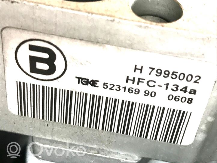 Audi A4 S4 B8 8K Радиатор печки H1392007