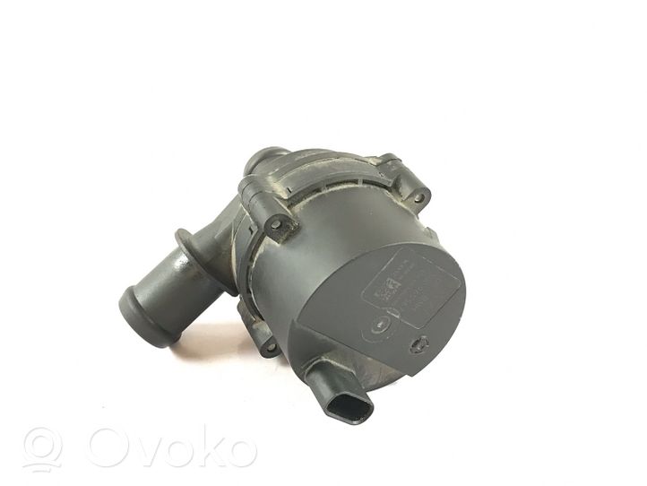 Skoda Octavia Mk3 (5E) Pompa cyrkulacji / obiegu wody 5Q0965567