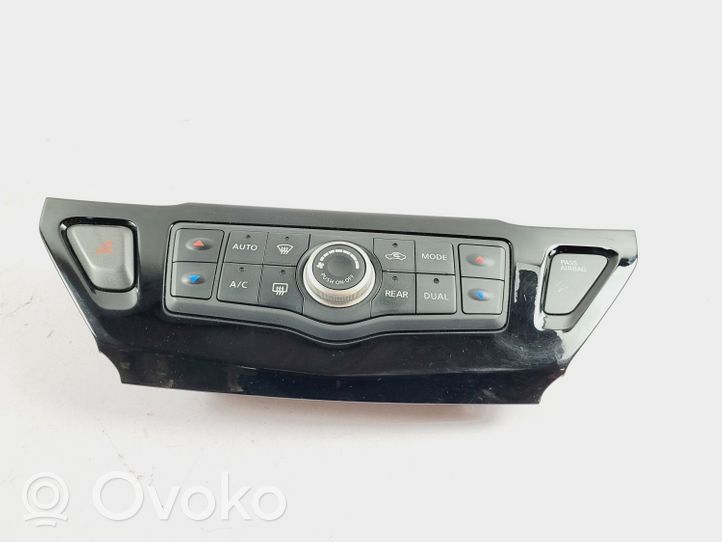 Nissan Pathfinder R52 Panel klimatyzacji 682613KA0