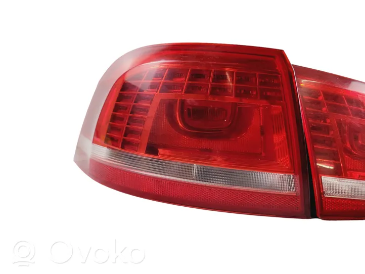 Volkswagen PASSAT B7 Rear/tail lights set 3AF945208B