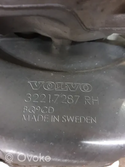 Volvo XC60 Pivot de moyeu arrière 32346052