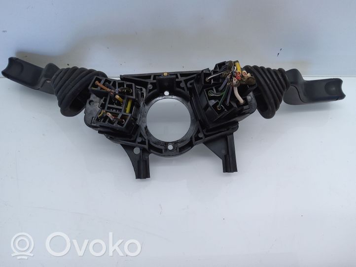 Opel Vectra A Wiper turn signal indicator stalk/switch 7844256