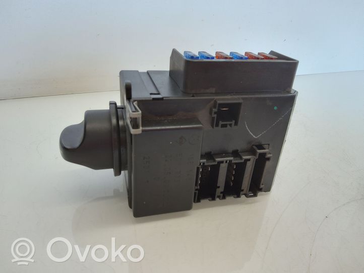 Mercedes-Benz Vaneo W414 Light switch 