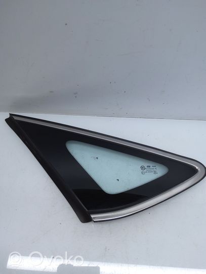 Hyundai i40 Rear side window/glass 878103Z300