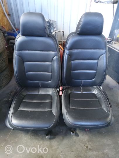 Volkswagen Touareg II Asiento delantero del pasajero 