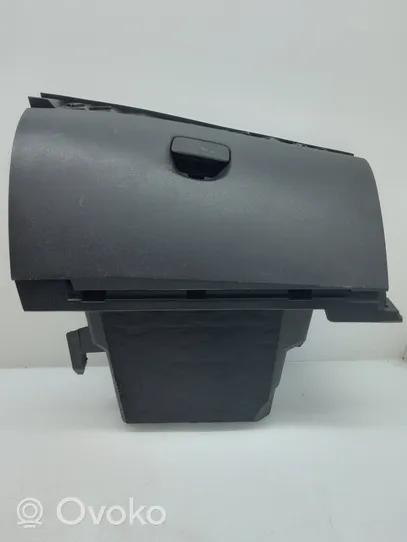 Renault Megane III Glove box set 1015607