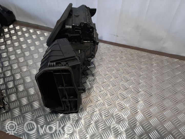 Audi A6 S6 C7 4G Salono oro mazgo plastikinis korpusas 4G1820005H