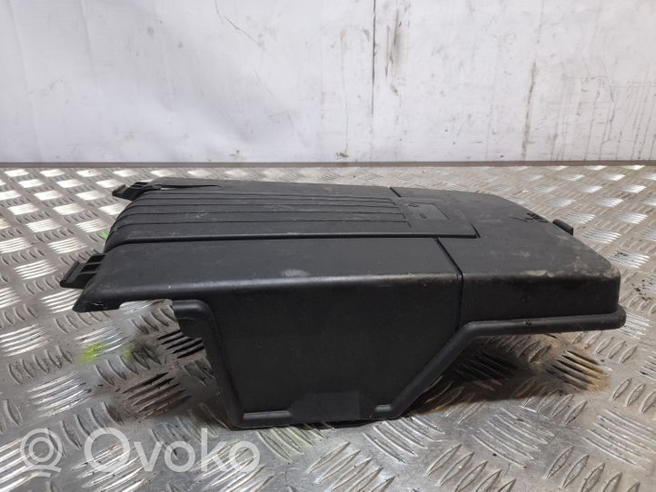 Volkswagen PASSAT B7 USA Coperchio/tappo della scatola vassoio della batteria 3C0915443A