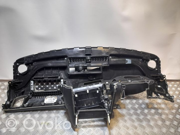 Audi A5 8T 8F Panelė 8T1857041F